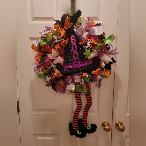 Halloween Witch Wreath | Halloween Wreath | Witch with Legs | October Wreath - Picture 7 of 11
